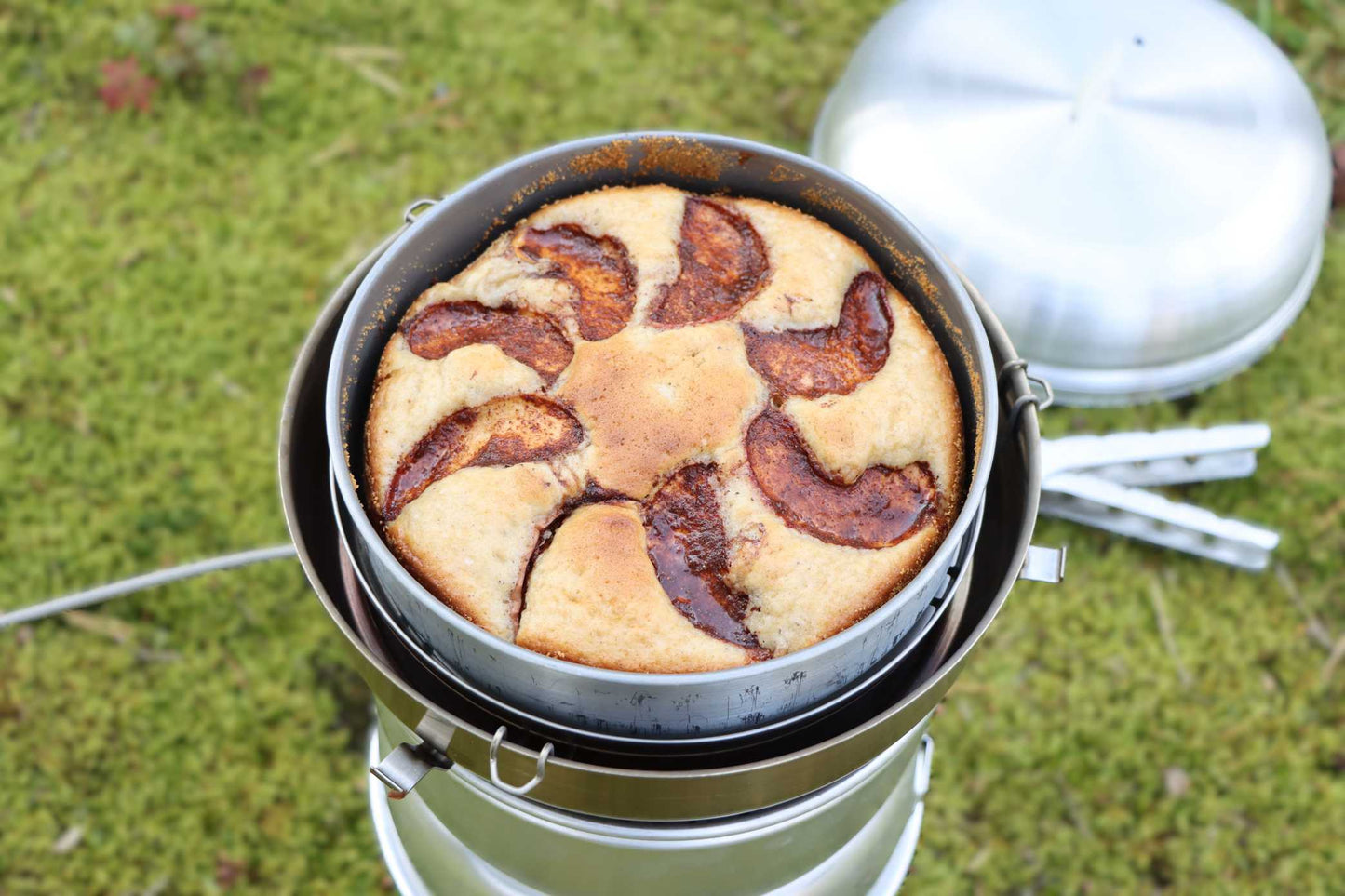 HAJKA Stove Top Oven - with baking plate for pizza