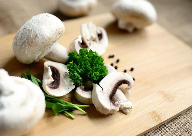 Toast with mushrooms