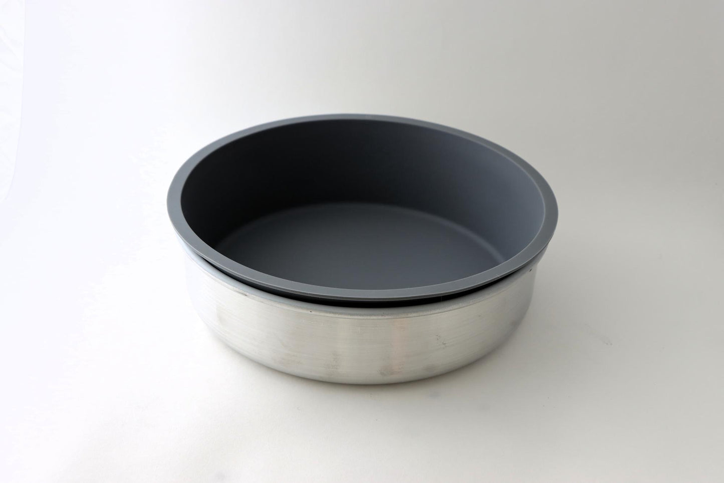 Silicone baking mould